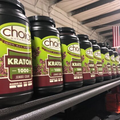 green kratom powder